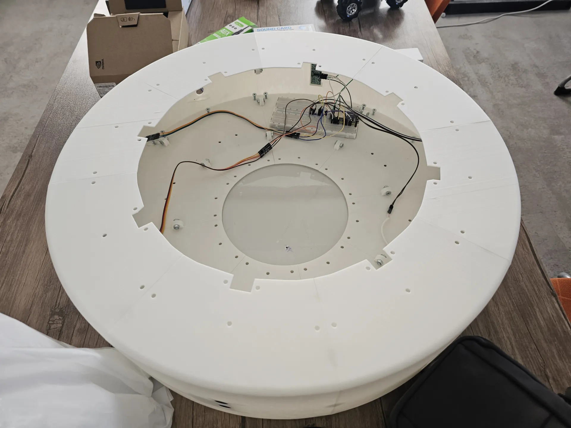 Prototype of the first layer above the hoverboard drive base
